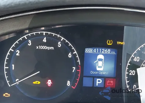 2010 Hyundai Genesis 4.6 from USA, damaged, VIN KMHGC4DF8AU069973